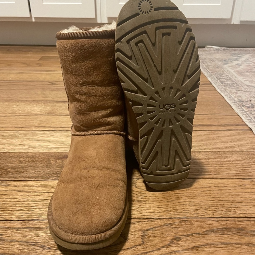 Ugg Classic Boots - image 7